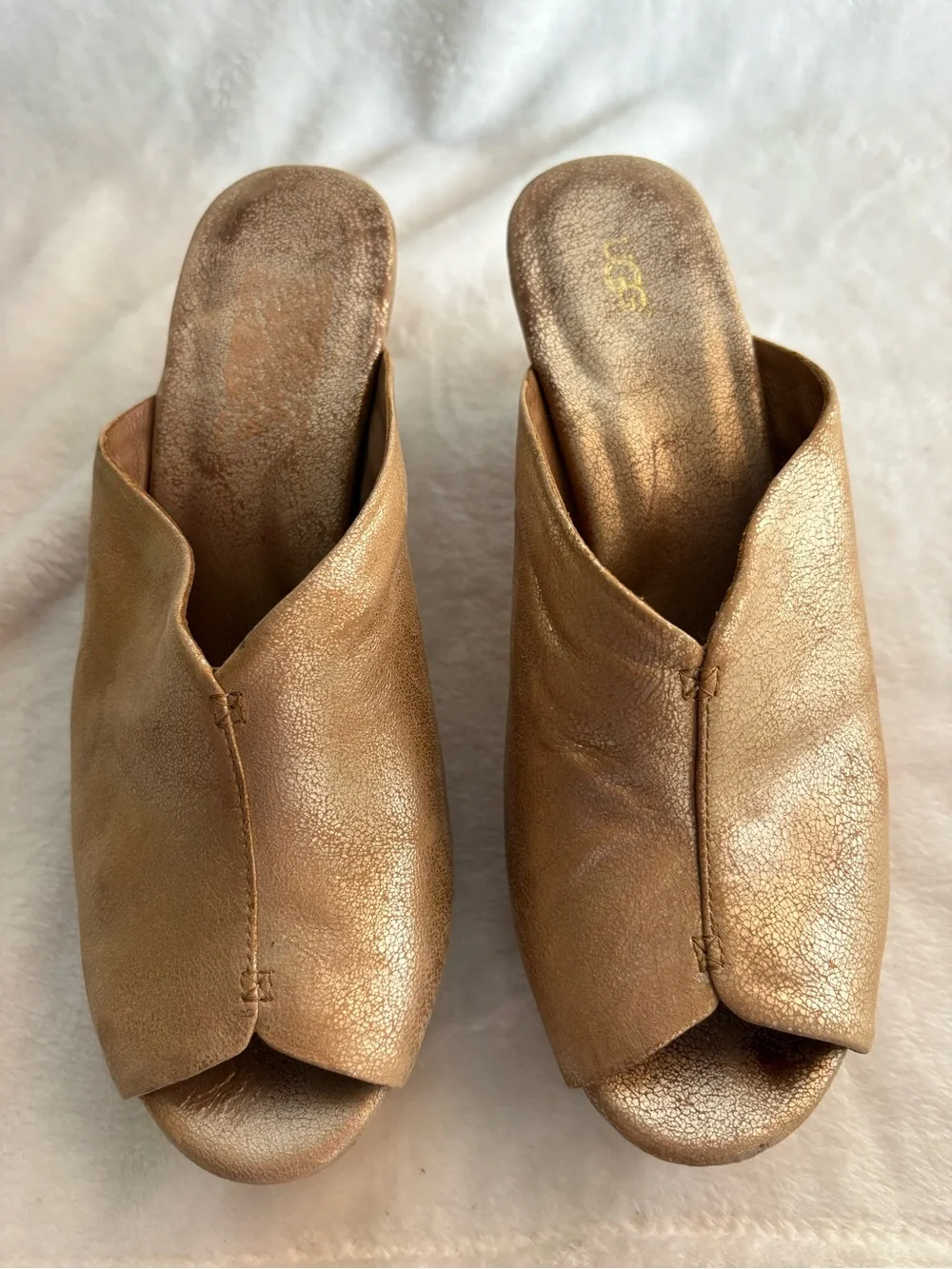Ugg Australia Dominique Peep Toe Platform Cork Wedges Gold Size 9